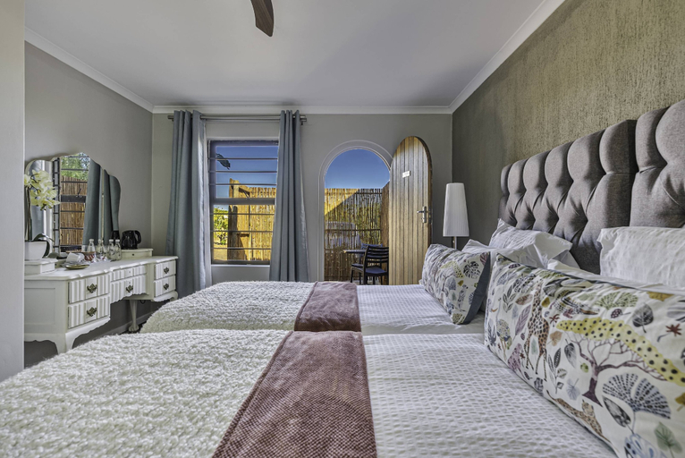 Bedroom 3, Val de Vine Guesthouse, Cape Winelands