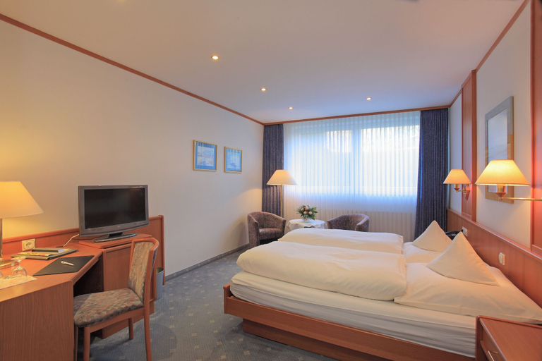 Bedroom 4, Lampes Posthotel, Holzminden