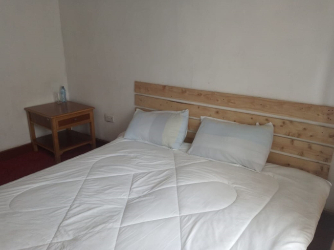 Bedroom 2, AJ's The Ranch, Kieni