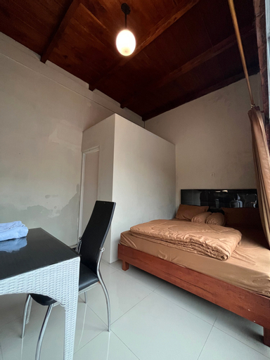 Bedroom 4, Tombo Ati Guest House, Magelang