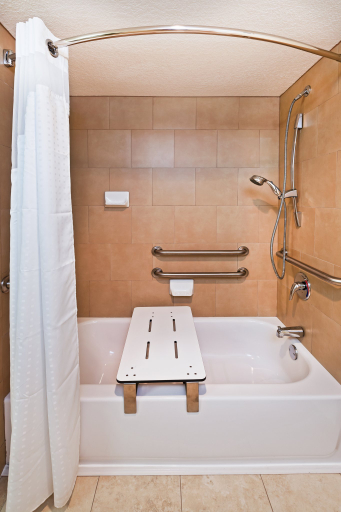 Bathroom 5, Holiday Inn TYLER - CONFERENCE CENTER by IHG, Smith