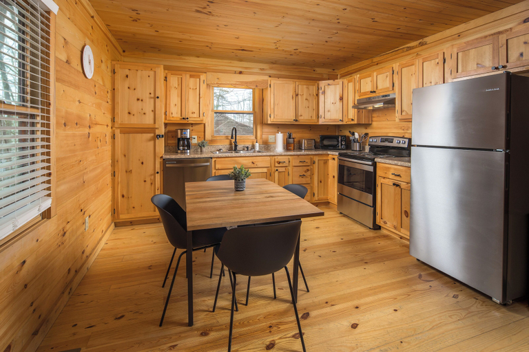 Others 4, Red Feather Cabins 150, Watauga