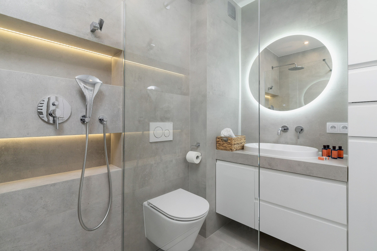 Bathroom 3, Modern Apartment With Parking by Renters, Kraków
