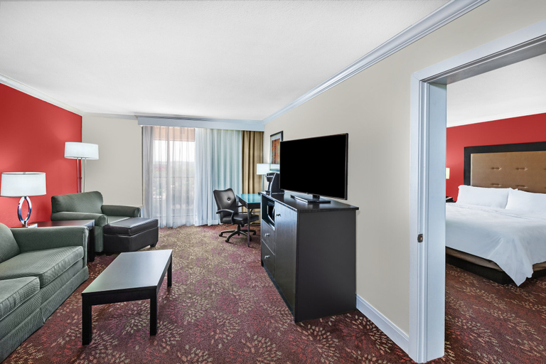 Bedroom 4, Holiday Inn TYLER - CONFERENCE CENTER by IHG, Smith