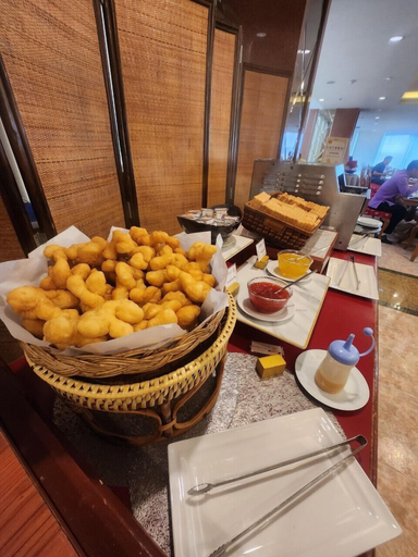 Food & Drinks, Grand Tower Inn Rama VI Hotel, Phaya Thai