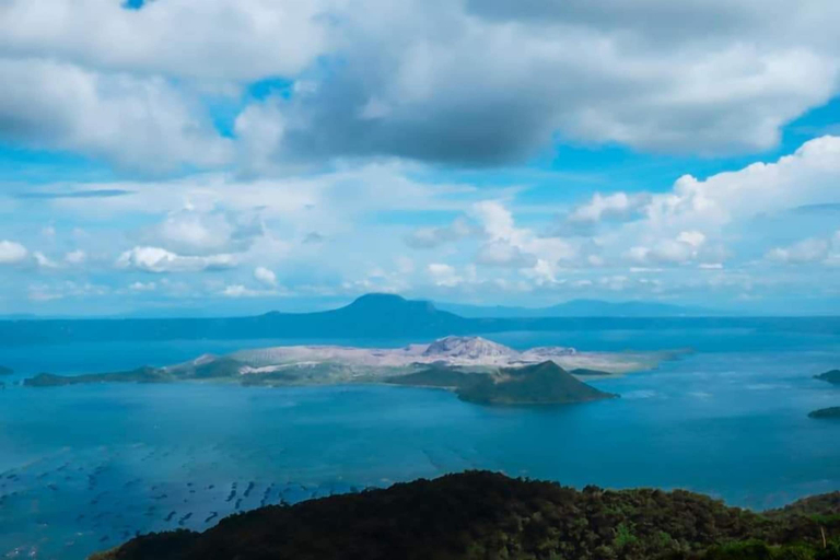 Miscellaneous 4, Deluxe Family Room in Tagaytay With Taal Lake View, Tagaytay City