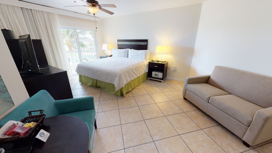 Bedroom 4, Holiday Inn Resort GRAND CAYMAN by IHG