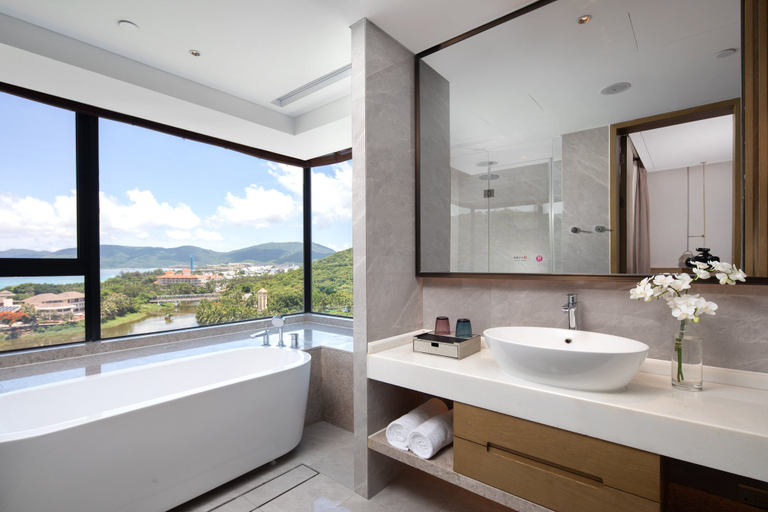 Bathroom 4, Holiday Inn & Suites SANYA YALONG BAY by IHG, Sanya