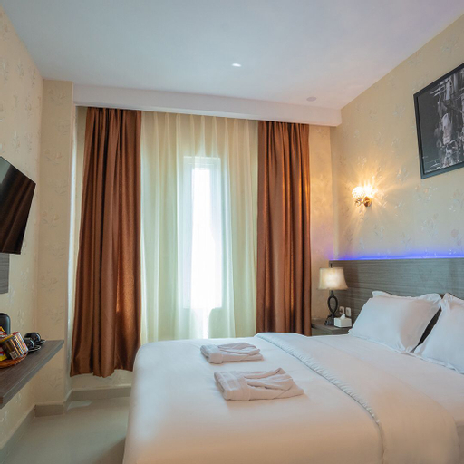 Bedroom 2, De'Tonga Hotel, Medan