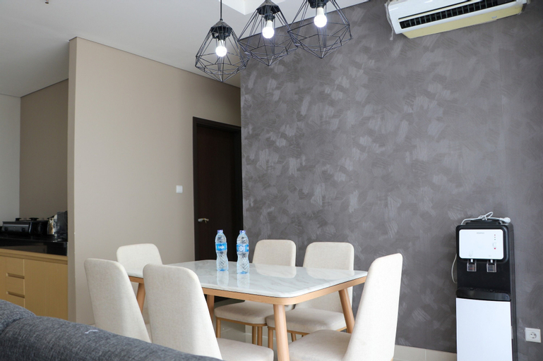 Dining Room 29