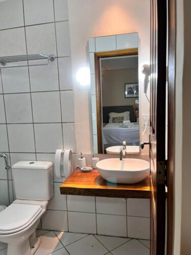 Bathroom 4