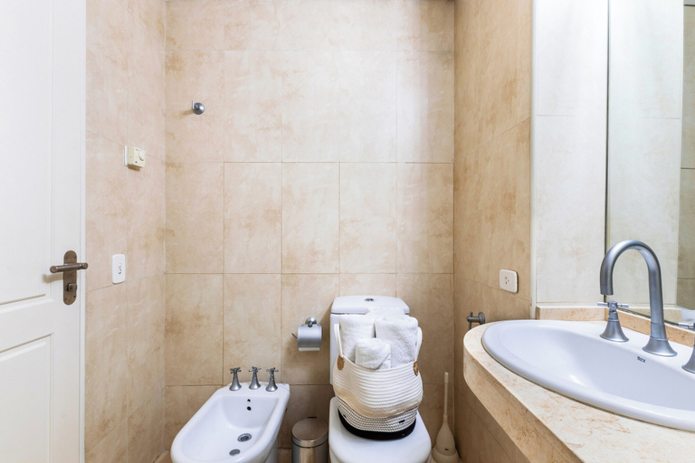 Bathroom 4, 2BR Family Apt Puente de la Mujer View, Distrito Federal