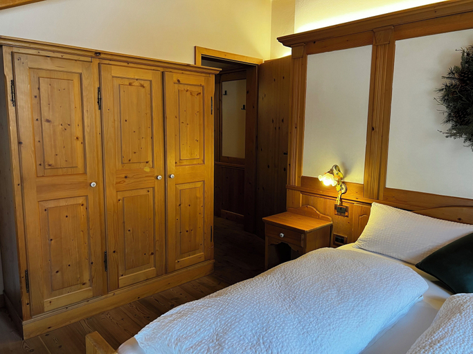 Bedroom 3, Kaiserkrone Chalet & Spa, Trento