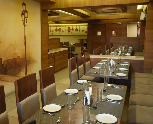 Food & Drinks 5, King's Kraft Stay Inn Rajkot, Rajkot