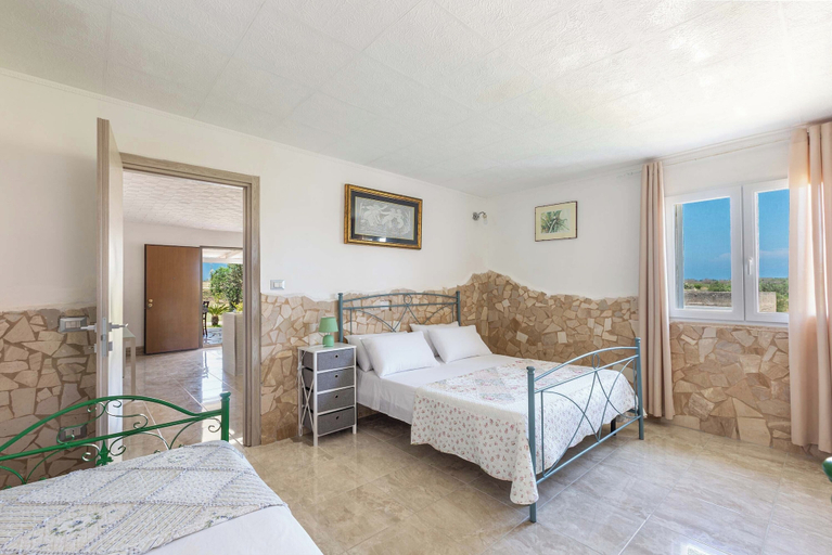 Bedroom 4, 1136 Villetta Paola by Barbarhouse, Lecce