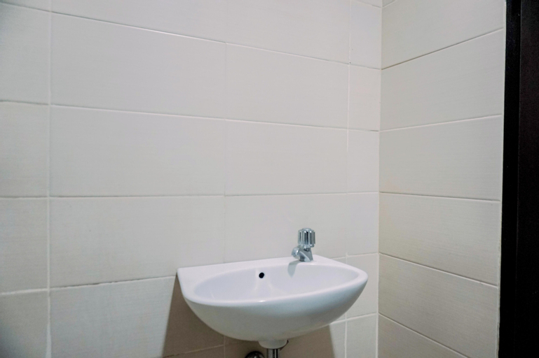 Bedroom 2, Great Deal And Homey 1Br Apartment Belmont Residence Puri, West Jakarta
