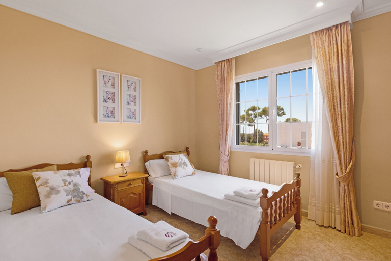 Bedroom 2, Villa Gioia, Baleares