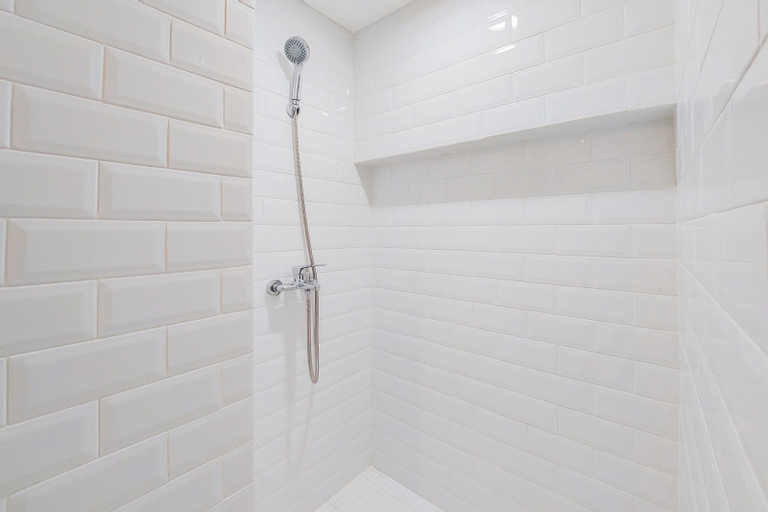 Bathroom 6