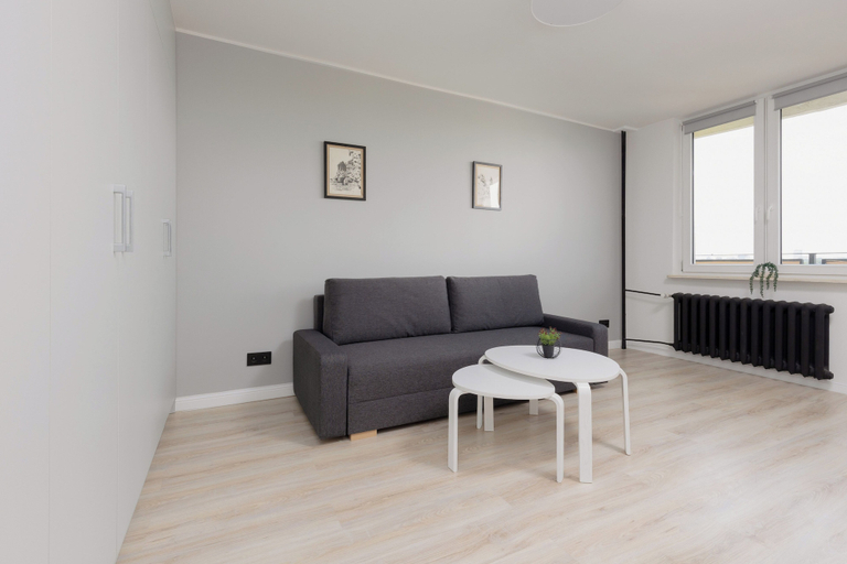 Others 5, Warsaw Apartment With a View by Renters, Warsaw