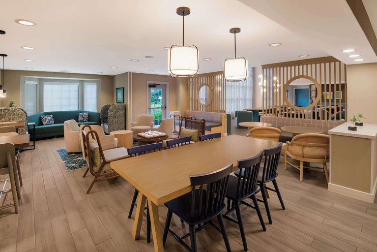 Food & Drinks 5, Sonesta ES Suites Andover Boston, Essex