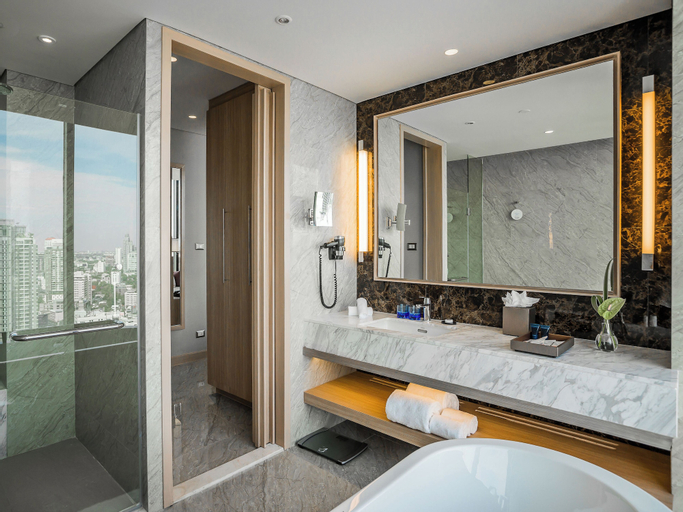 Bathroom 24