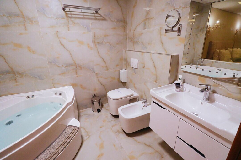Bathroom 4, Albanopolis Hotel, Tirana