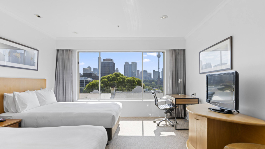 Bedroom 2, Holiday Inn SYDNEY - POTTS POINT by IHG, Sydney