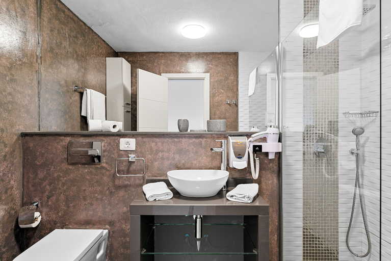 Bathroom 3, Paloma Beach Apartments , Santa Cruz de Tenerife