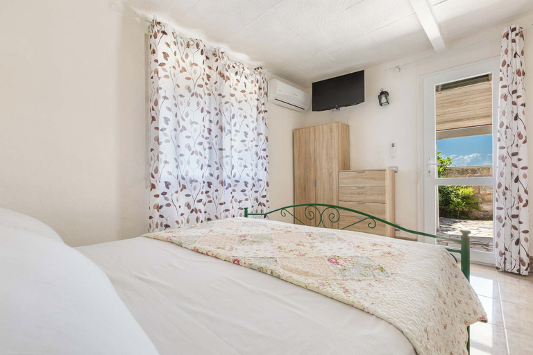 Bedroom 3, 1136 Villetta Paola by Barbarhouse, Lecce