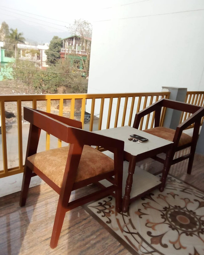 Others 5, Hotel Starwood, Garhwal