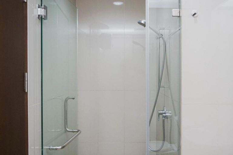 Bathroom 2, Comfortable And Simply 1Br At M-Town Signature Apartment, Tangerang