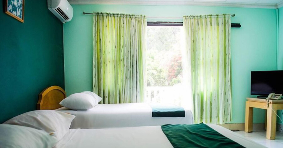 Bedroom 3, Alicia's Palace