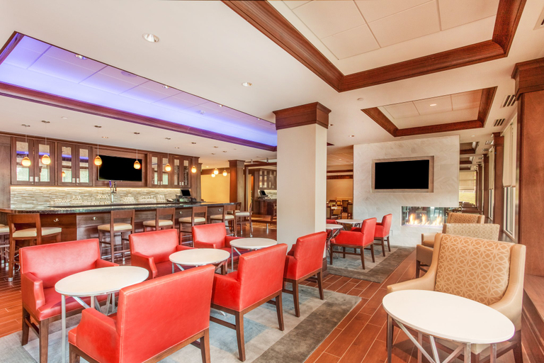 Food & Drinks 5, Holiday Inn CHARLOTTESVILLE-MONTICELLO by IHG, Charlottesville