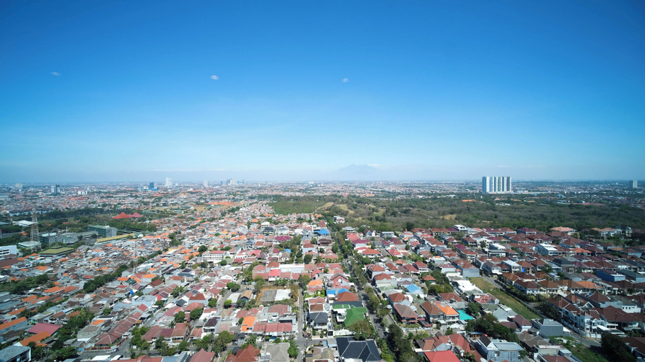 Others 3, Spacious And Homey 2Br At The Via And The Vue Apartment, Surabaya