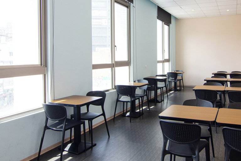 Food & Drinks 2, CHECK inn New Taipei LuZhou, New Taipei City