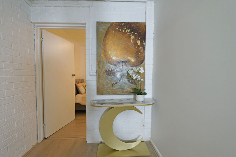 Bathroom, Pet Friendly Ringwood 3BR Home Parking, Maroondah - Ringwood