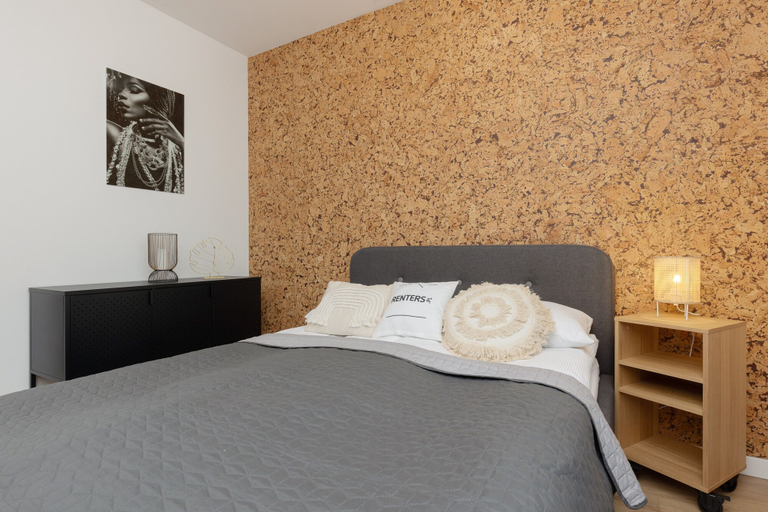 Bedroom 3, Trendy Apartment + Parking by Renters, Warsaw