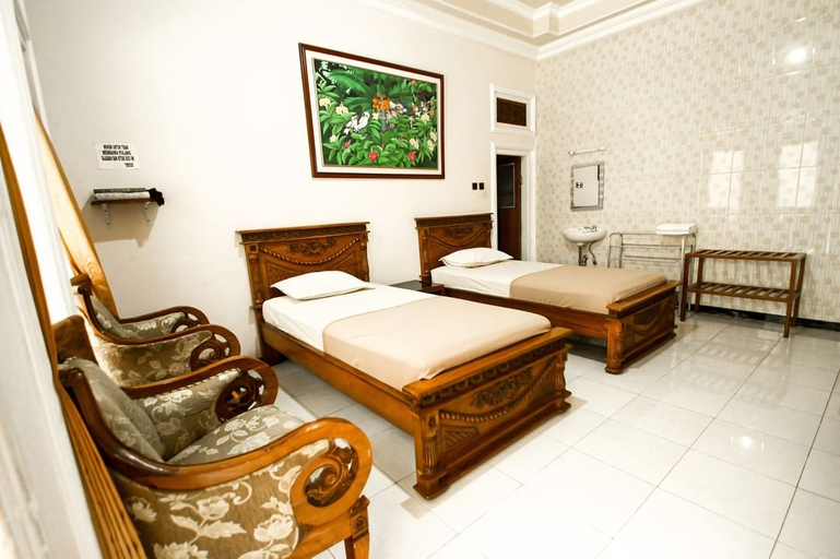 Bedroom 3, Hotel Fatma Jombang, Jombang