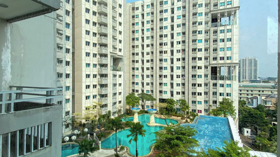 Exterior & Views 2, Comfortable 1Br At Sky Terrace Apartment, Jakarta Barat