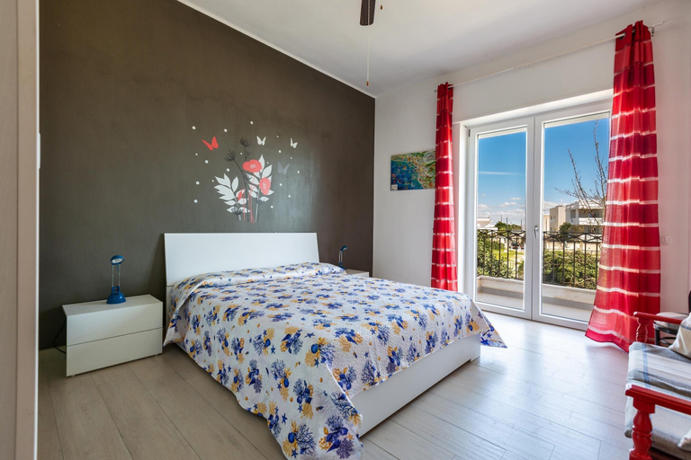 Bedroom 3, 3264 Appartamenti Approdo - Bilo Approdo Frontemare by Barbarhouse, Lecce