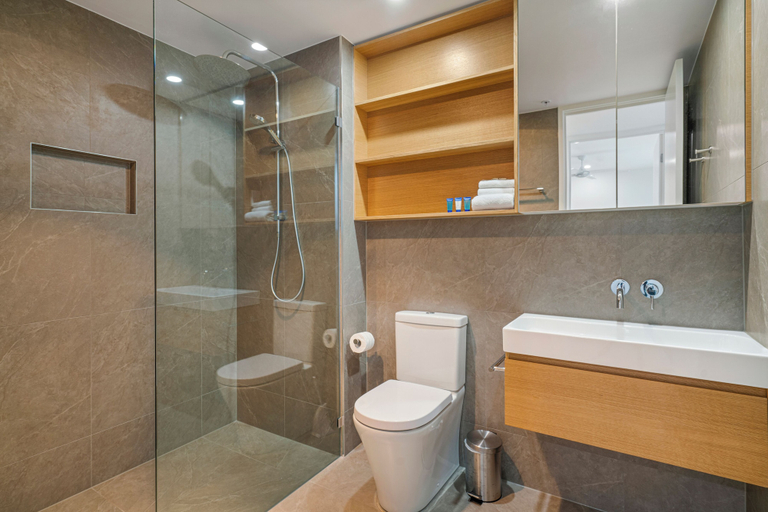 Bathroom 5, Beach on Sixth, Maroochy - Maroochydore