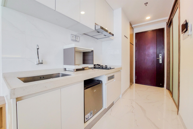 Others 3, Best And Nice Studio At Sky House Bsd Apartment Near Aeon Mall, South Tangerang