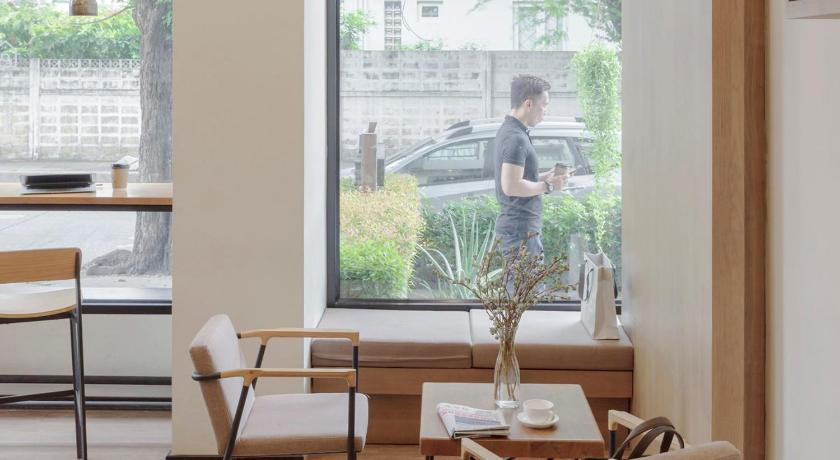At Home Residence (SHA Certified), Suan Luang