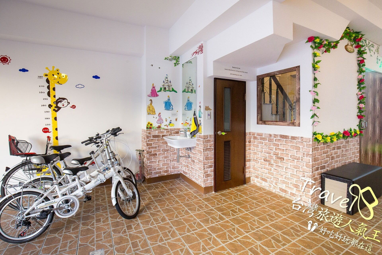 Others 4, J.S 23 Kids Homestay, Kaohsiung