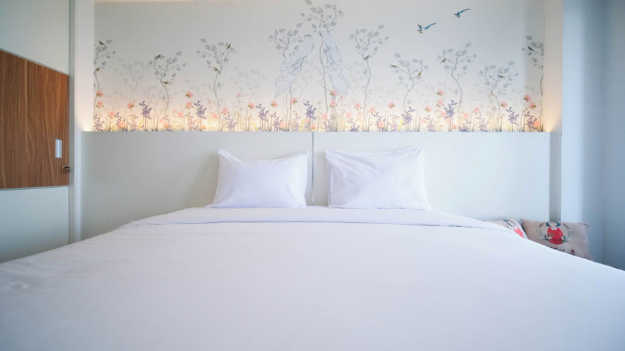 Bedroom 2, Nice And Comfy Studio At Orchard Supermall Mansion Apartment, Surabaya