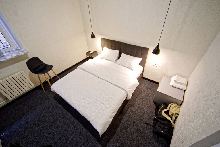 Others 5, Mezzanine White, Odes'ka
