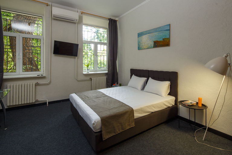 Bedroom 2, Mezzanine White, Odes'ka