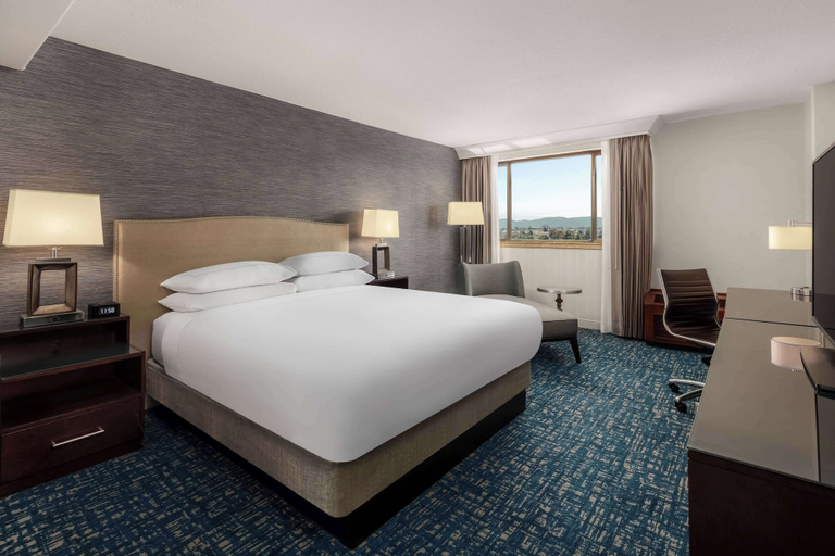 Bedroom 3, Hilton Concord, Contra Costa
