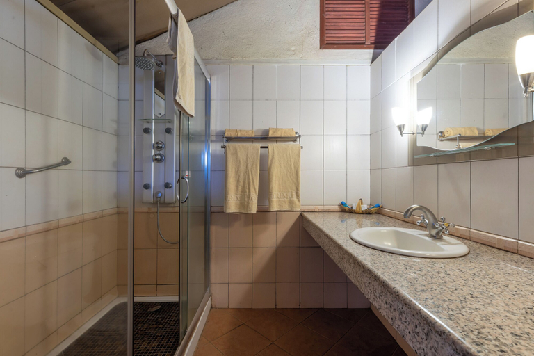 Bathroom 4, Sentrim Amboseli Lodge, Kajiado South