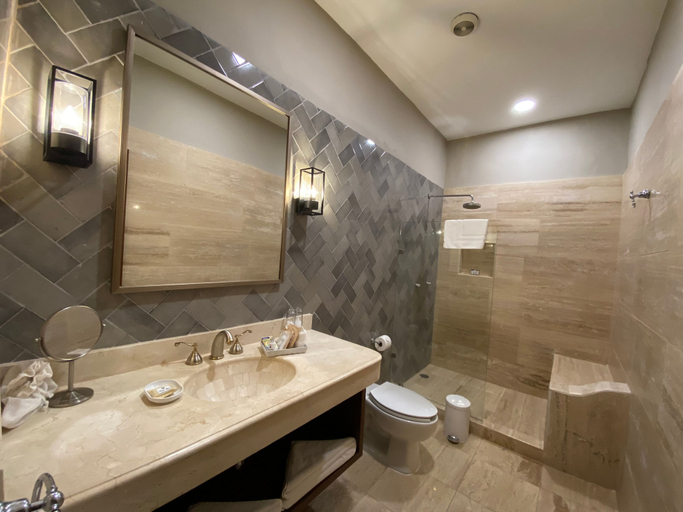 Bathroom 5, Casa Lucia Hotel Boutique, Mérida